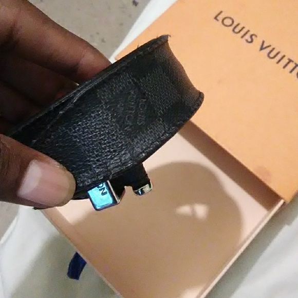 Louis Vuitton Belt - Picture 1 of 3